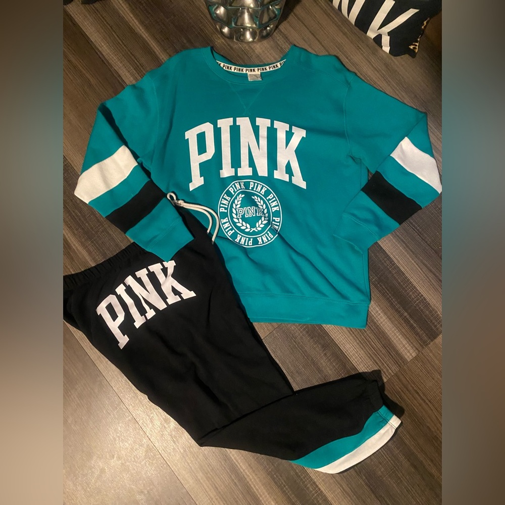 Vs pink set - Picture 3 of 11